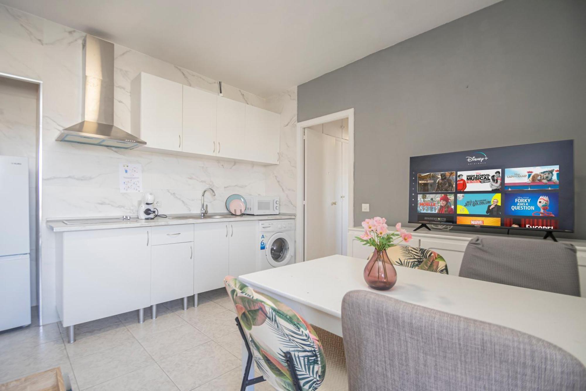 Perfect Getaway In Triana - 15M Walk Giralda Apartment Seville Luaran gambar